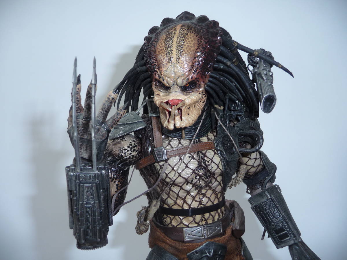 美品 Hottoys ホットトイズ『プレデター』プレデター (1/6スケール