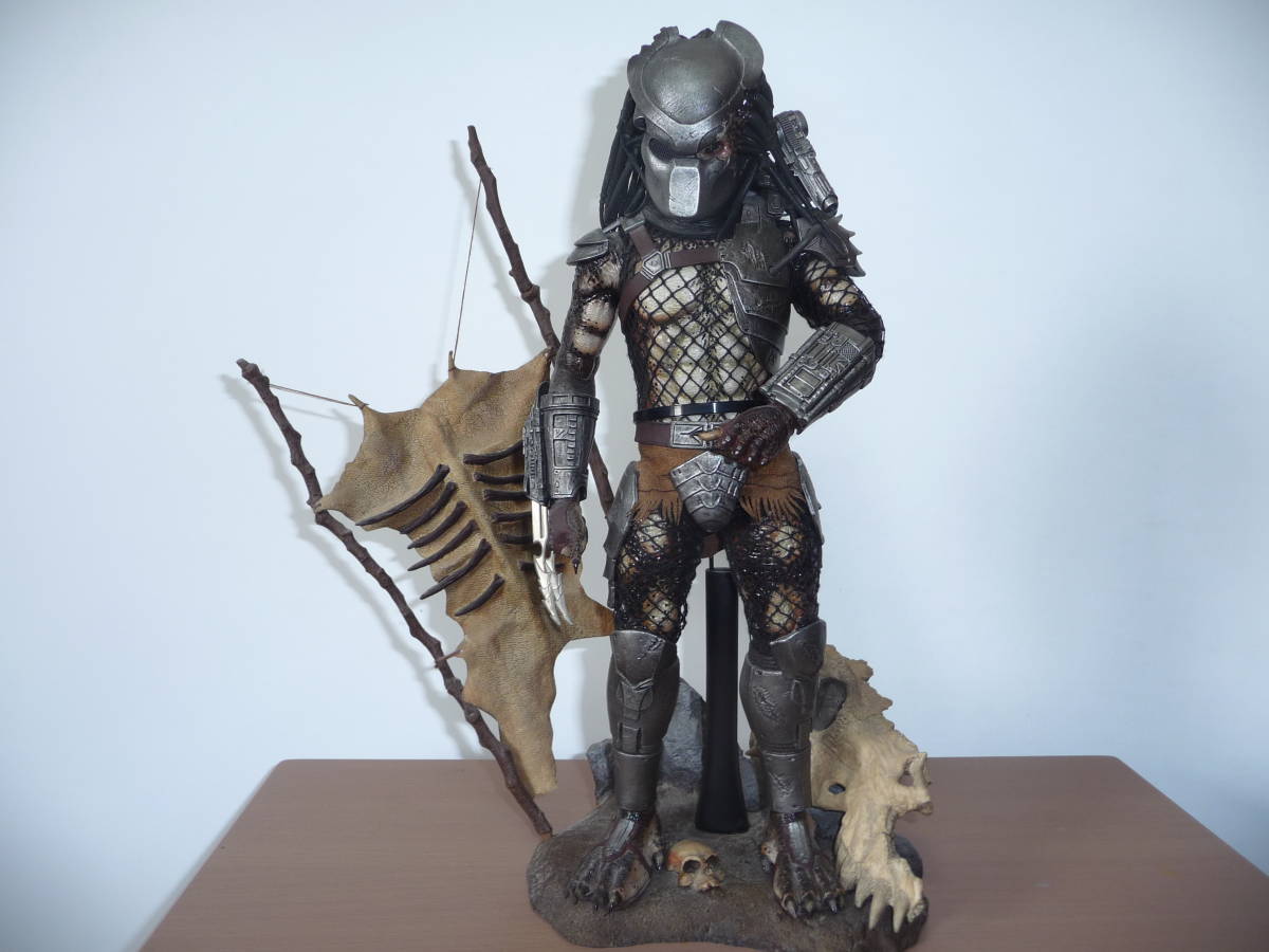 美品 Hottoys ホットトイズ『プレデターズ』クラシック・プレデター1