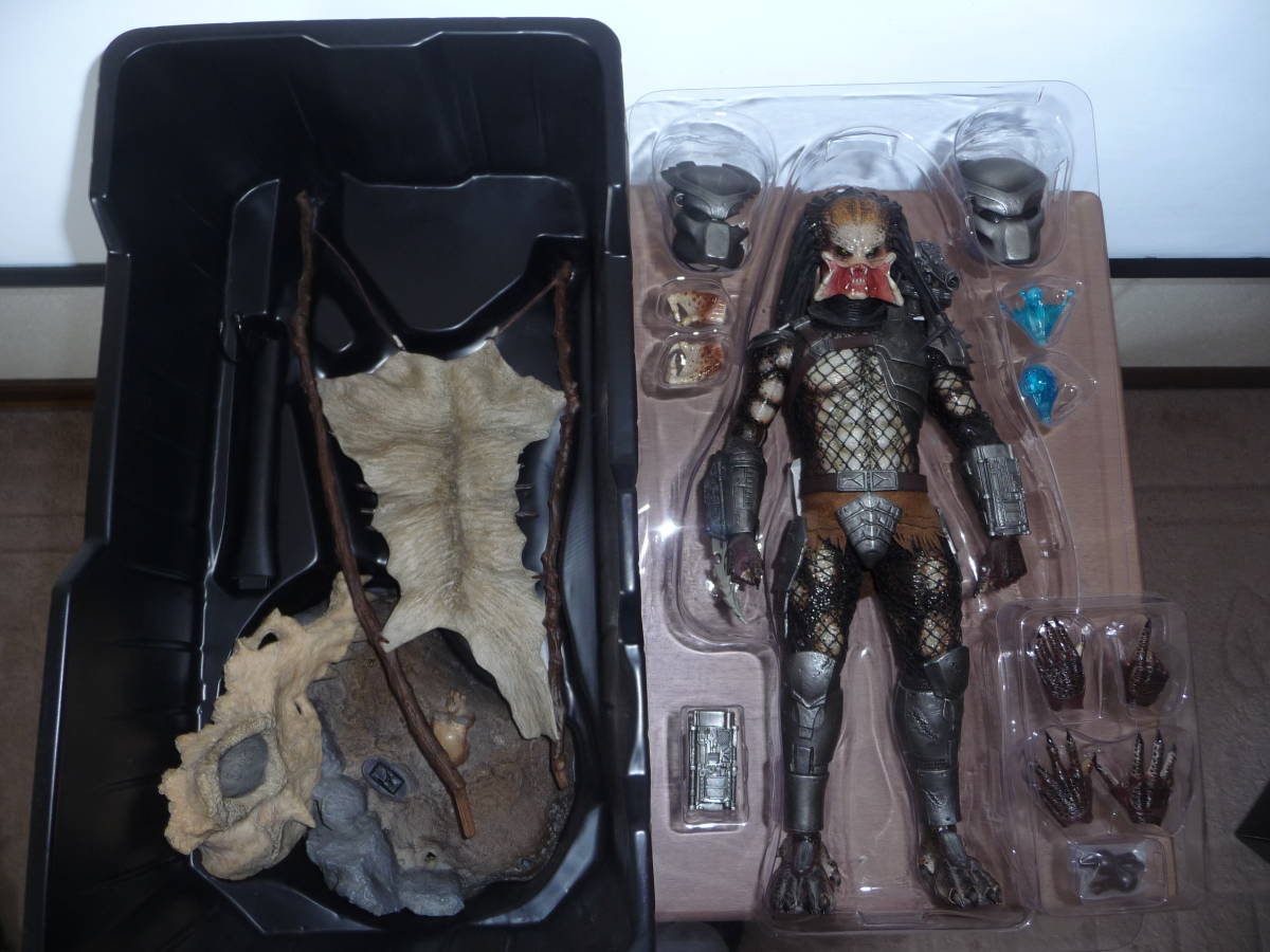 美品 Hottoys ホットトイズ『プレデターズ』クラシック・プレデター1