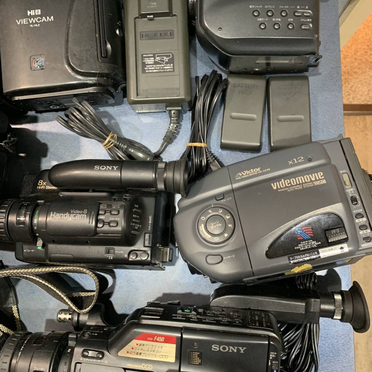 Yahoo!オークション - 8ミリ 8mmビデオカメラ SVHC ムービー Yahoo!オークション - 8ミリ 8mmビデオカメラ SVHC ムービー