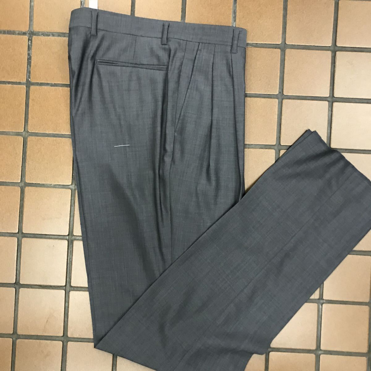 ベビーグッズも大集合 新品タグ付き高級YUKIKO HANAI ウール100