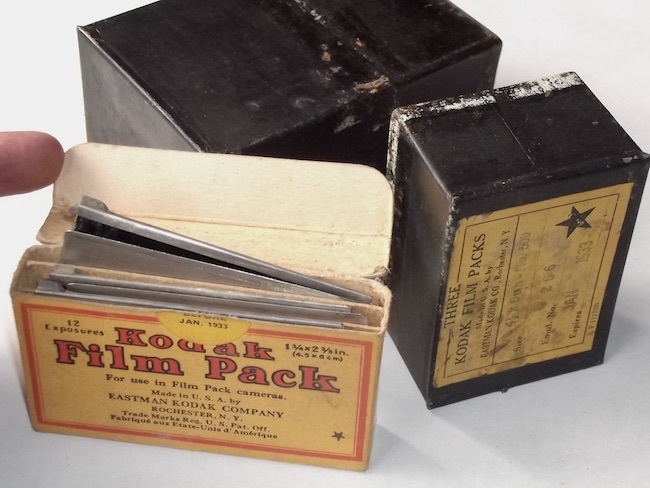 アンティーク 戦前 フィルム ブリキ 空き缶 ジャンク品 1930s KODAK FILM PACK ビンテージ US カメラ 用品 レトロ シース セミ判 中判_画像3