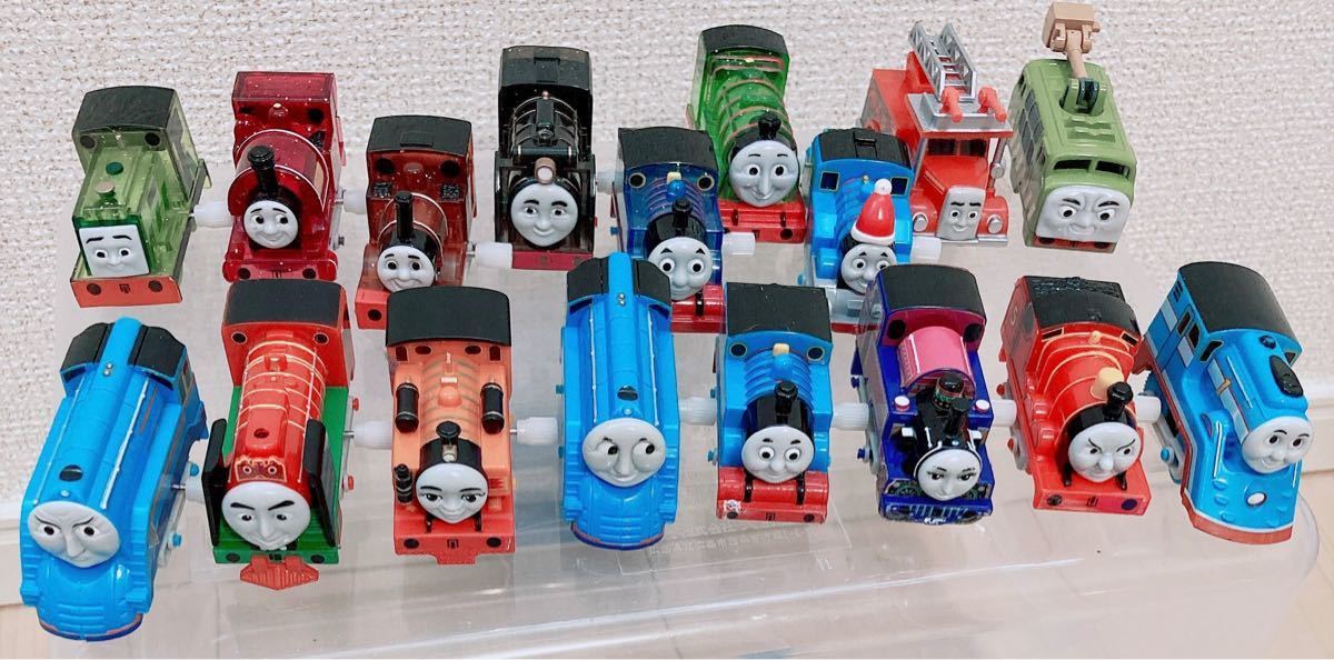 きかんしゃトーマス カプセルプラレール 大量セット バンダイ きかんしゃトーマス カプセルプラレール 大量セット バンダイ