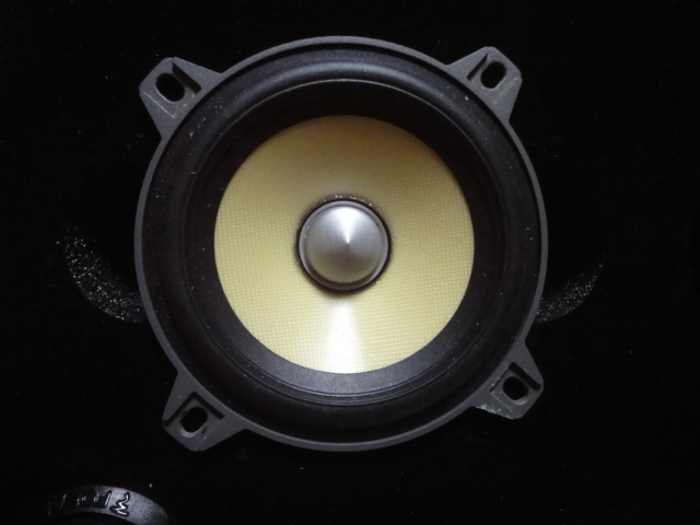 Focal フォーカル スピーカーグリル 17cmスピーカー用 1個 訳ありセール 格安 Focal フォーカル スピーカーグリル 17cmスピーカー用 1個 訳ありセール 格安