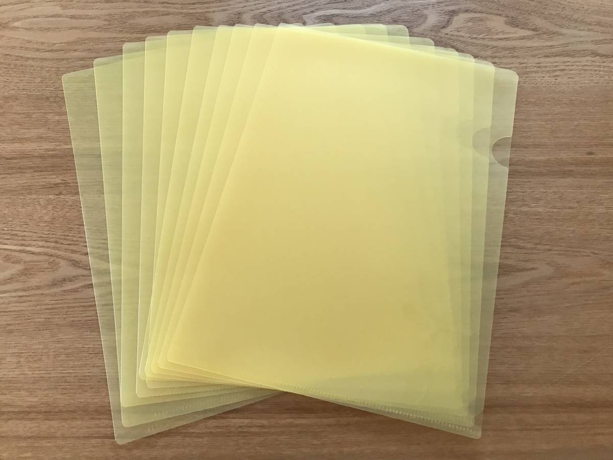 Ａ４　クリアファイル　黄色　新品　１０枚_画像1