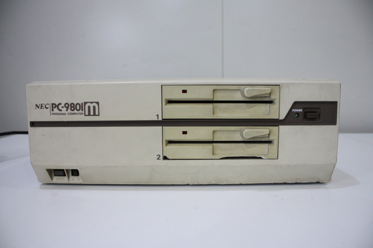 F476【中古】NEC PC-9801M 通電OK!!_画像1