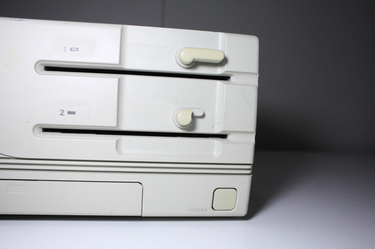 F851【中古】NEC PC-9801RX/2 通電OK!_画像4