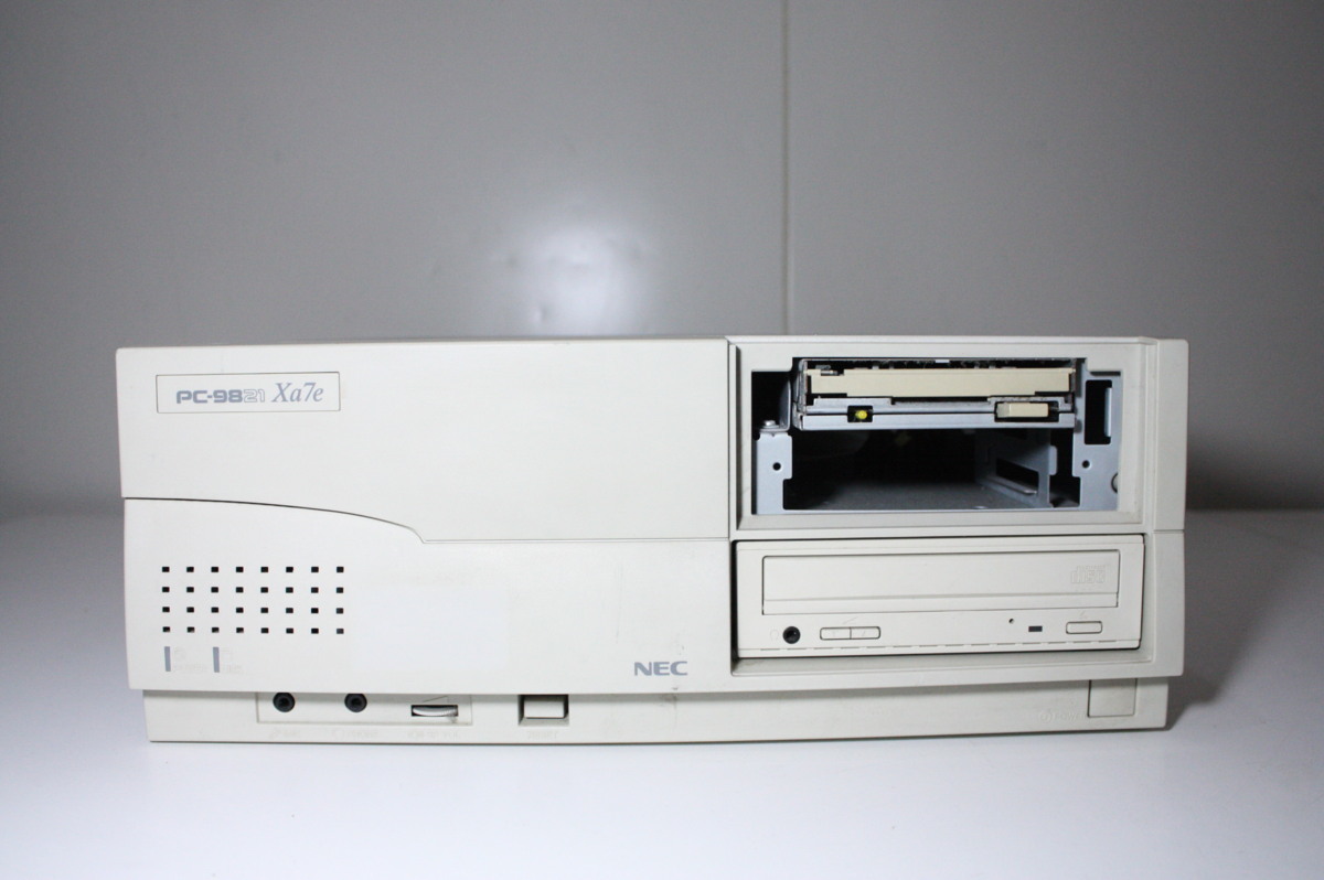 F970【中古】NEC PC-9821xa7e/s15 通電OK!
