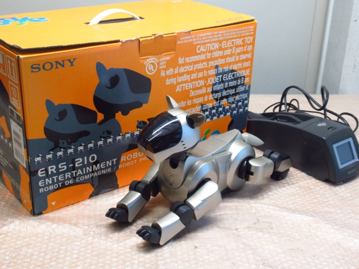 ソニー SONY アイボ AIBO ERS-210 シルバー 元箱 付属品付 エンターテイメントロボット M0327C