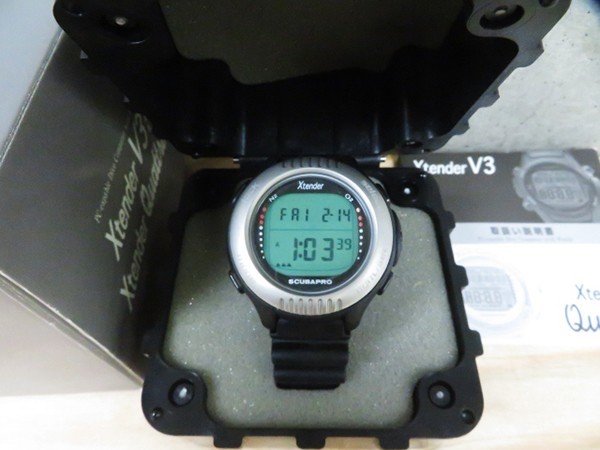 ダイブコンピューター スキューバプロ エクステンダークワトロ DW40-4A10