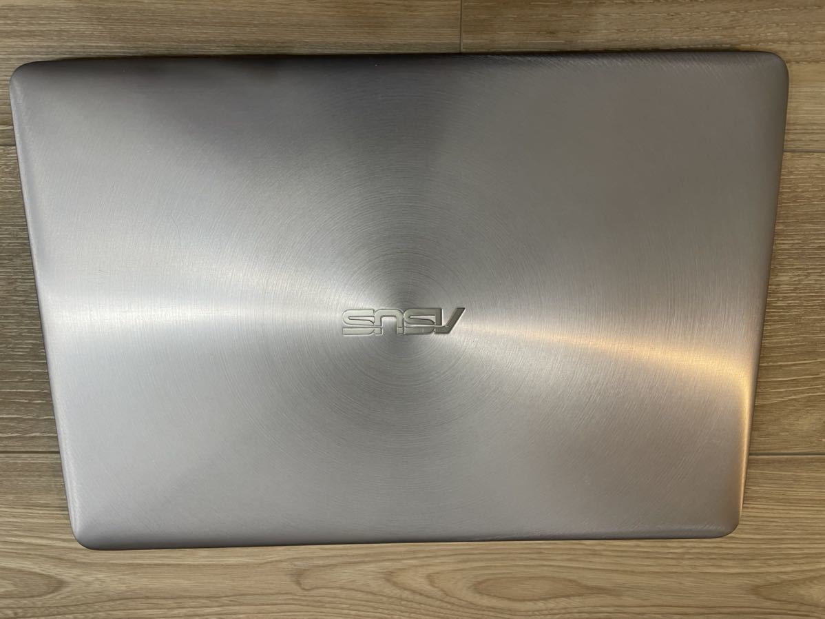 ASUS ZENBOOK UX330U/第7世代Core-i5 7200S/8GB/SSD512GB(¥38,000