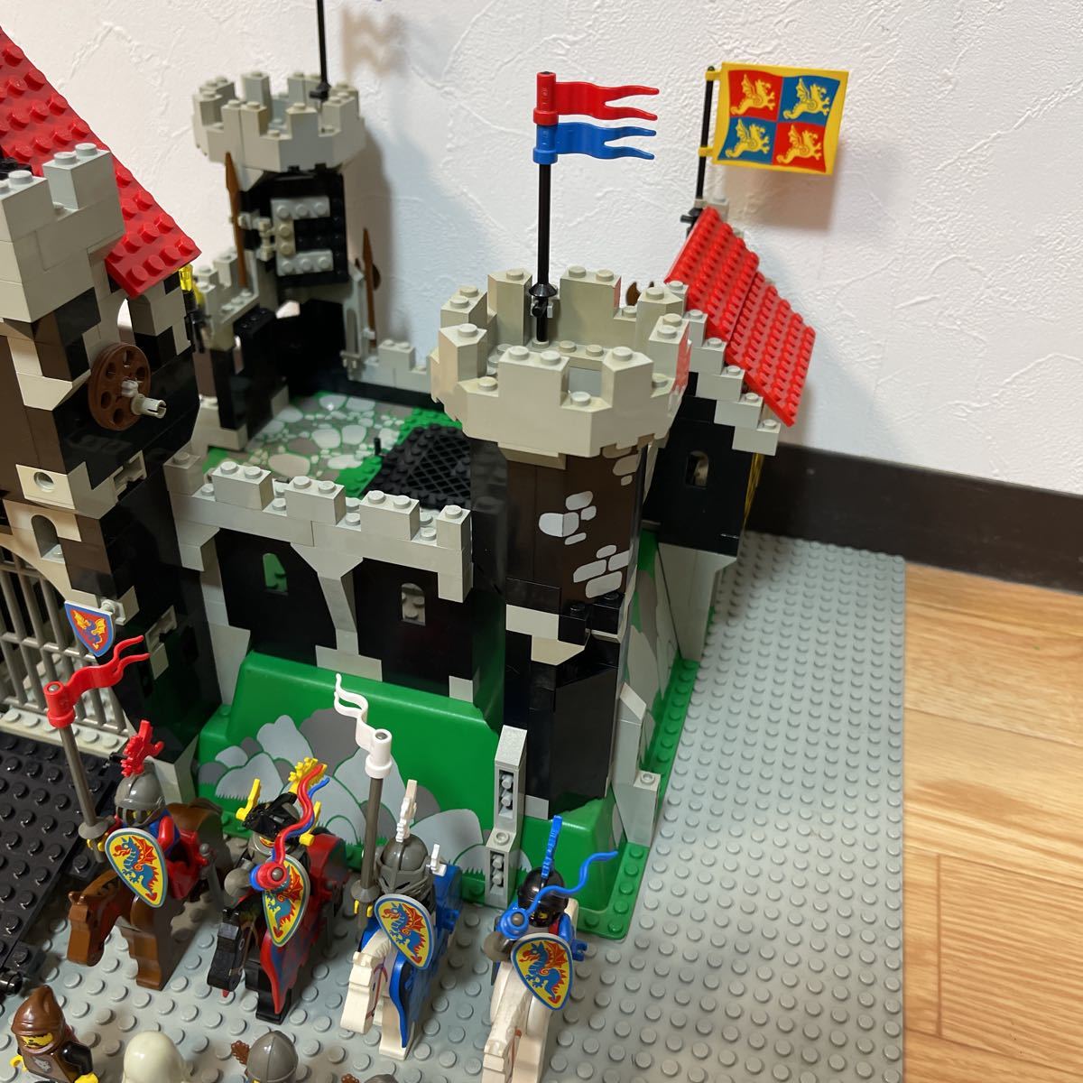 ヤフオク! - レゴ LEGO お城シリーズ 6086 ブラックナイト城