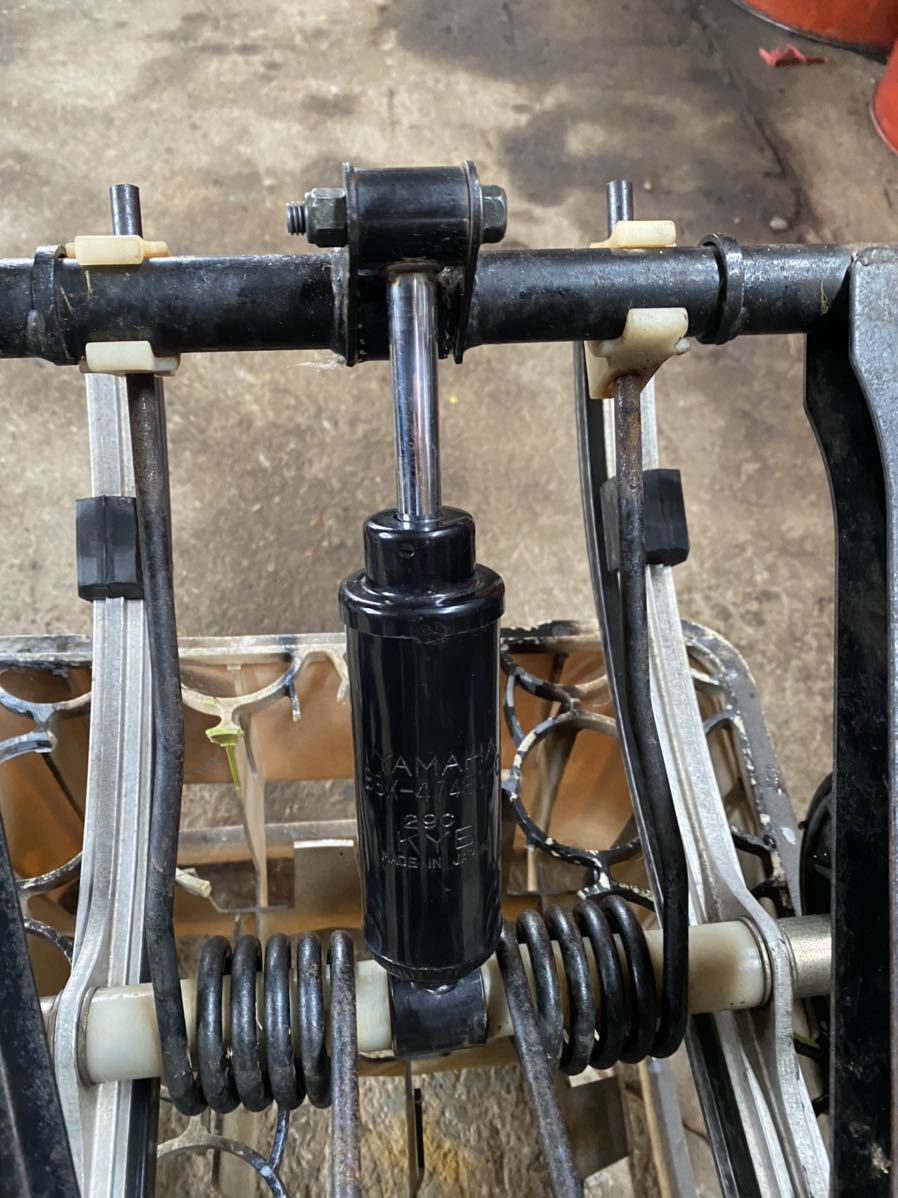 リア足・キャタセットYAMAHA PZ480 LT 赤ピー のリア足 151-2-15 リア足・キャタセットYAMAHA PZ480 LT 赤ピー のリア足 151-2-15