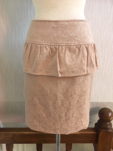 逆輸入 ファッションの 春 ナラカミーチェNARA CAMICIEベージュジャガードスカート1