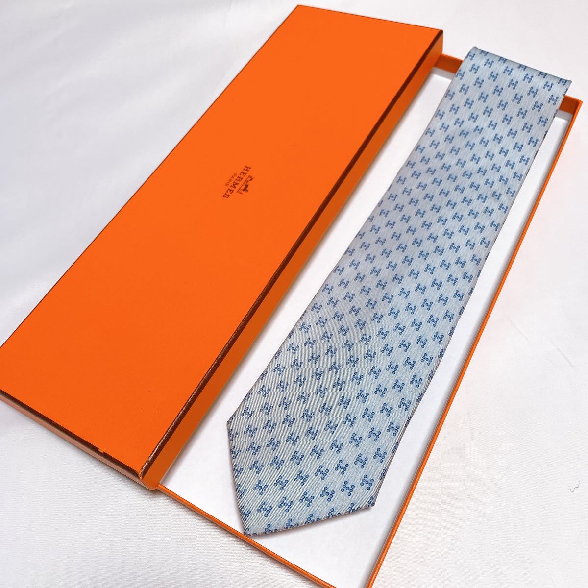 新品、本物、当店在庫だから安心】 ネクタイ エルメス Hermes ブルー H