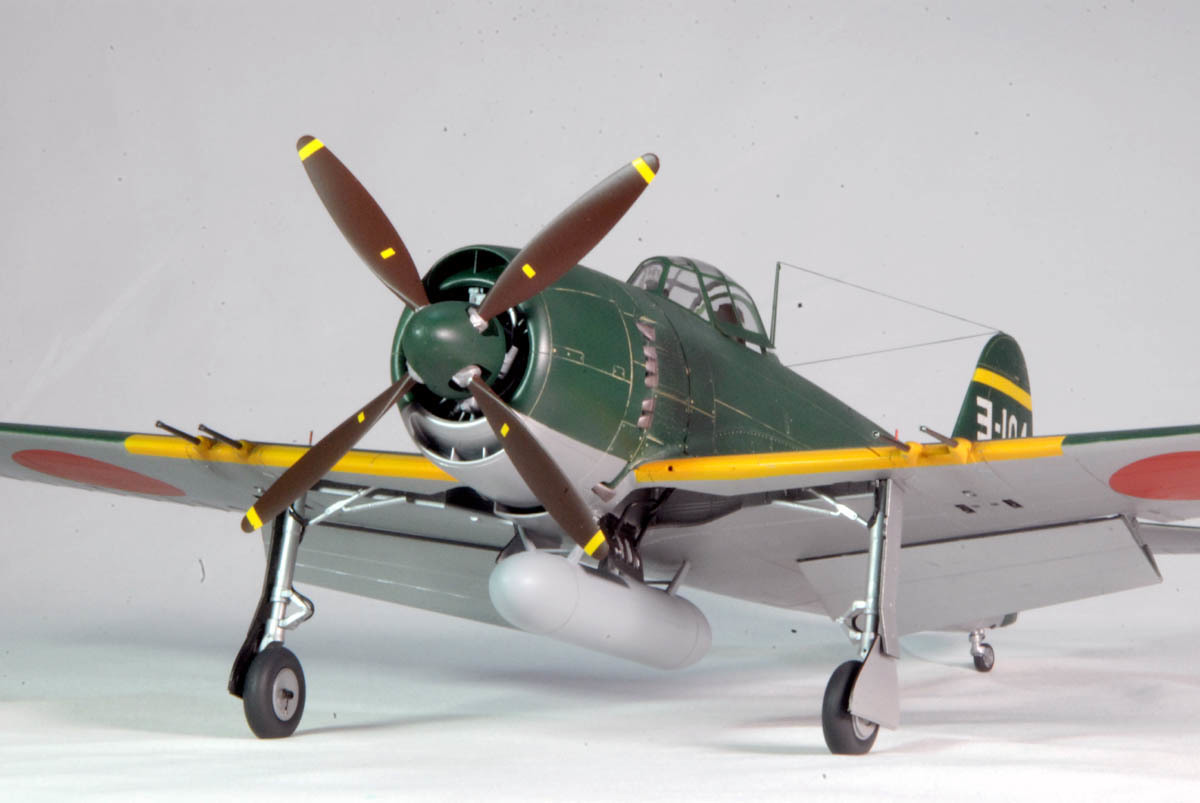atsudra工房完成品】1/32 紫電改横須賀航空隊武藤金義少尉機 atsudra工房完成品】1/32 紫電改横須賀航空隊武藤金義少尉機