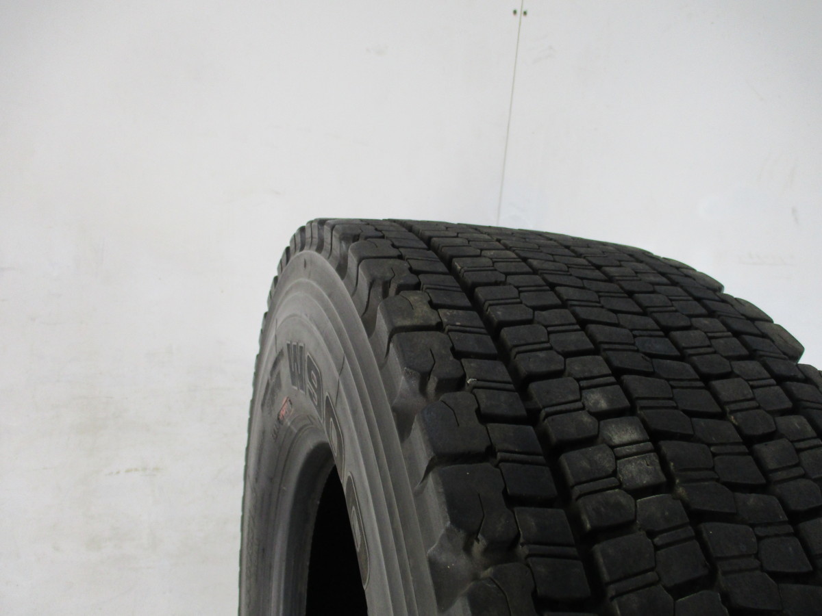 タイヤ 265/70R19.5 140/138J BRIDGESTONE W900 TB トラック 4本 大型 ...