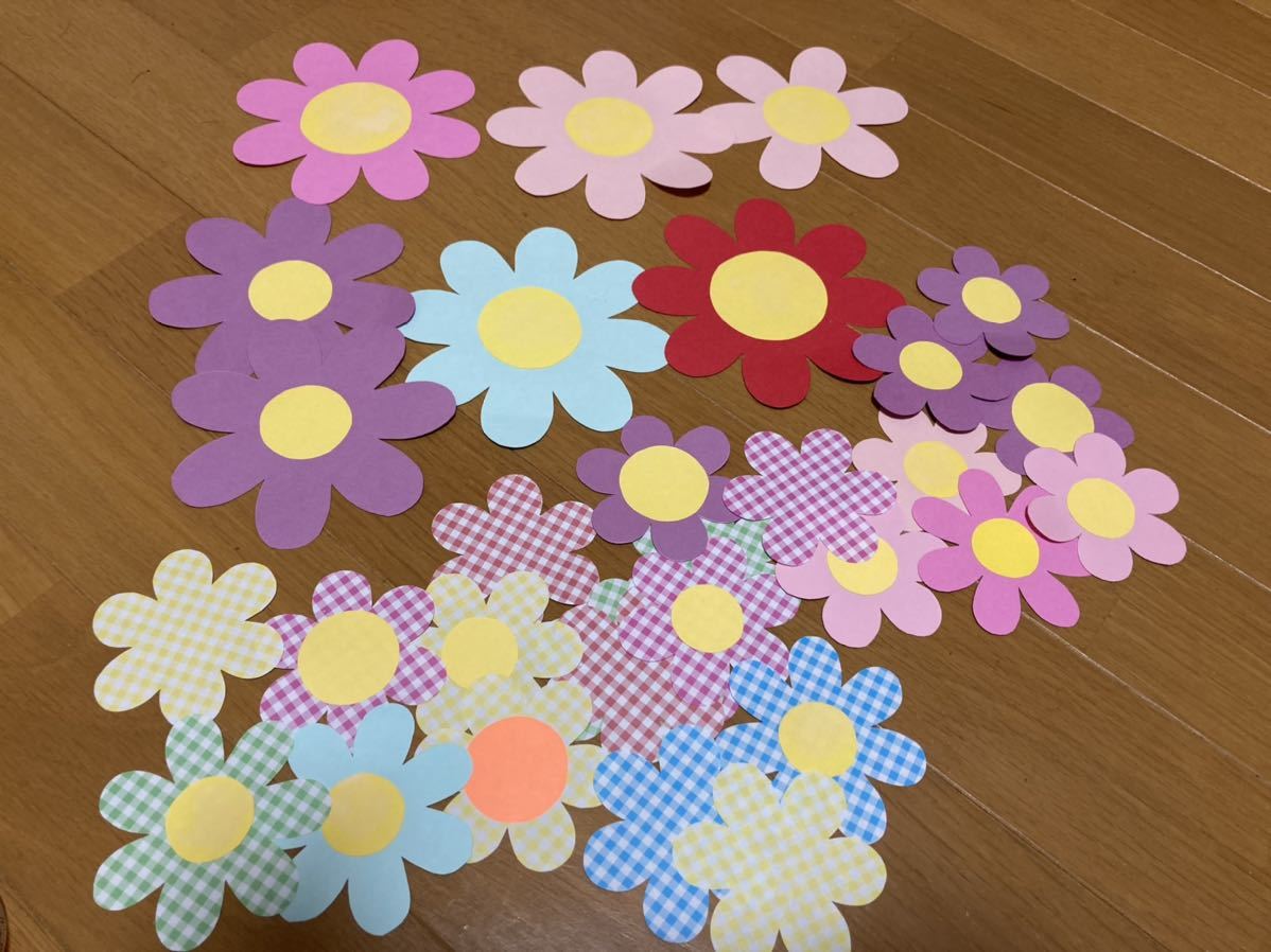 ヤフオク! - 保育園 壁面飾り 春 花壁面装飾 USED&未使用品・まと...