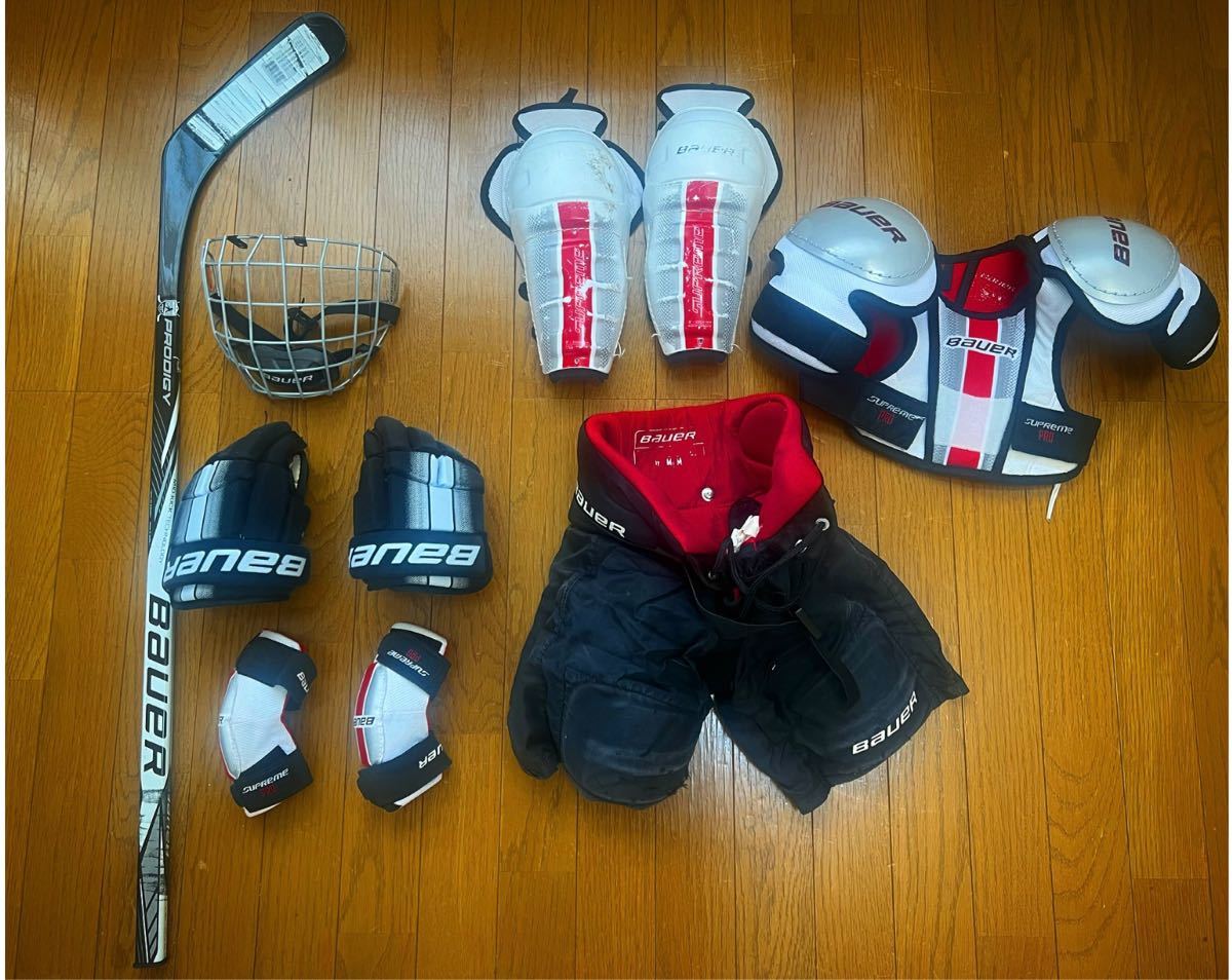激安☆超特価 アイスホッケー ショルダー レガース セット Bauer