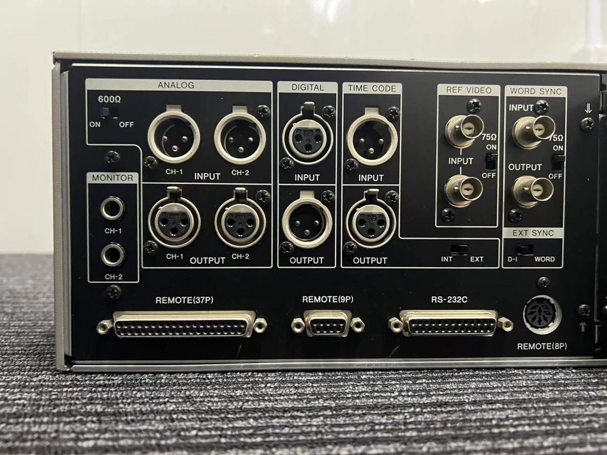SONY PCM-7030 業務用 DATデッキ レコーダー 動作品 ソニー SONY PCM-7030 業務用 DATデッキ レコーダー 動作品 ソニー