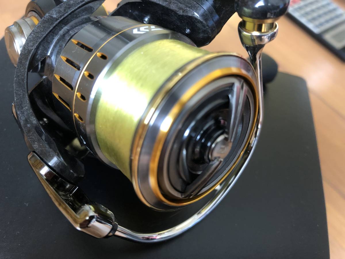 DAIWA ダイワ 21 ルビアス エアリティ FC LT1000S-P 中古・超美品 _画像3