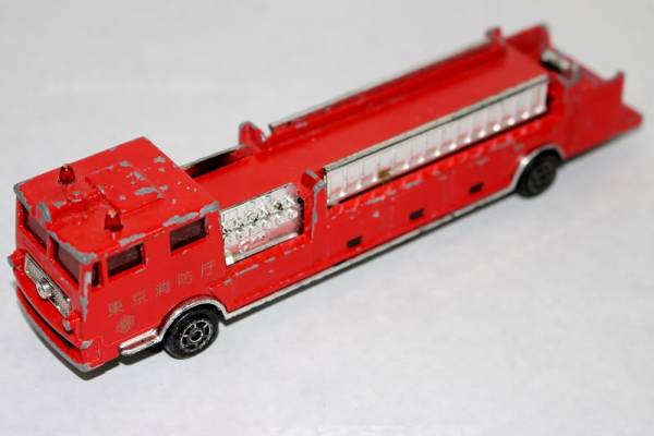  new *K542 minicar fire-engine ECH-1/86 Pompier Grande Echelle red series MajoRette that time thing size ( height 3.2cm width 14.4cm depth 2.9cm) weight 70g