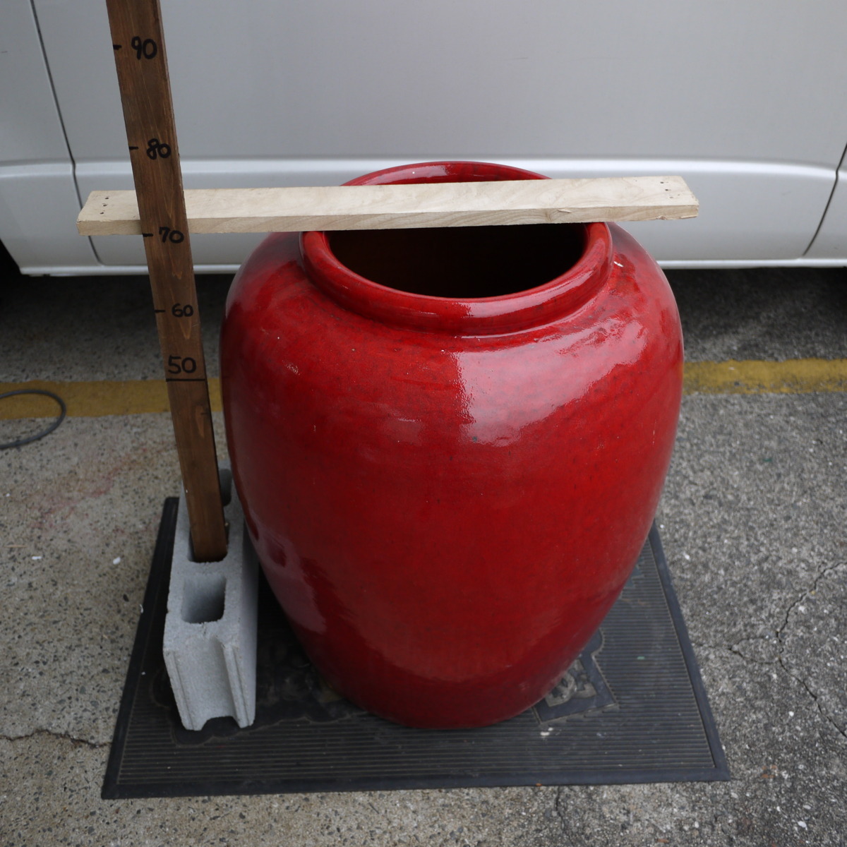 つぼ焼いも可【大壷】　赤色　壺　水がめ　サイズ高69cm 　陶器　現品限り！かわいい！_画像1