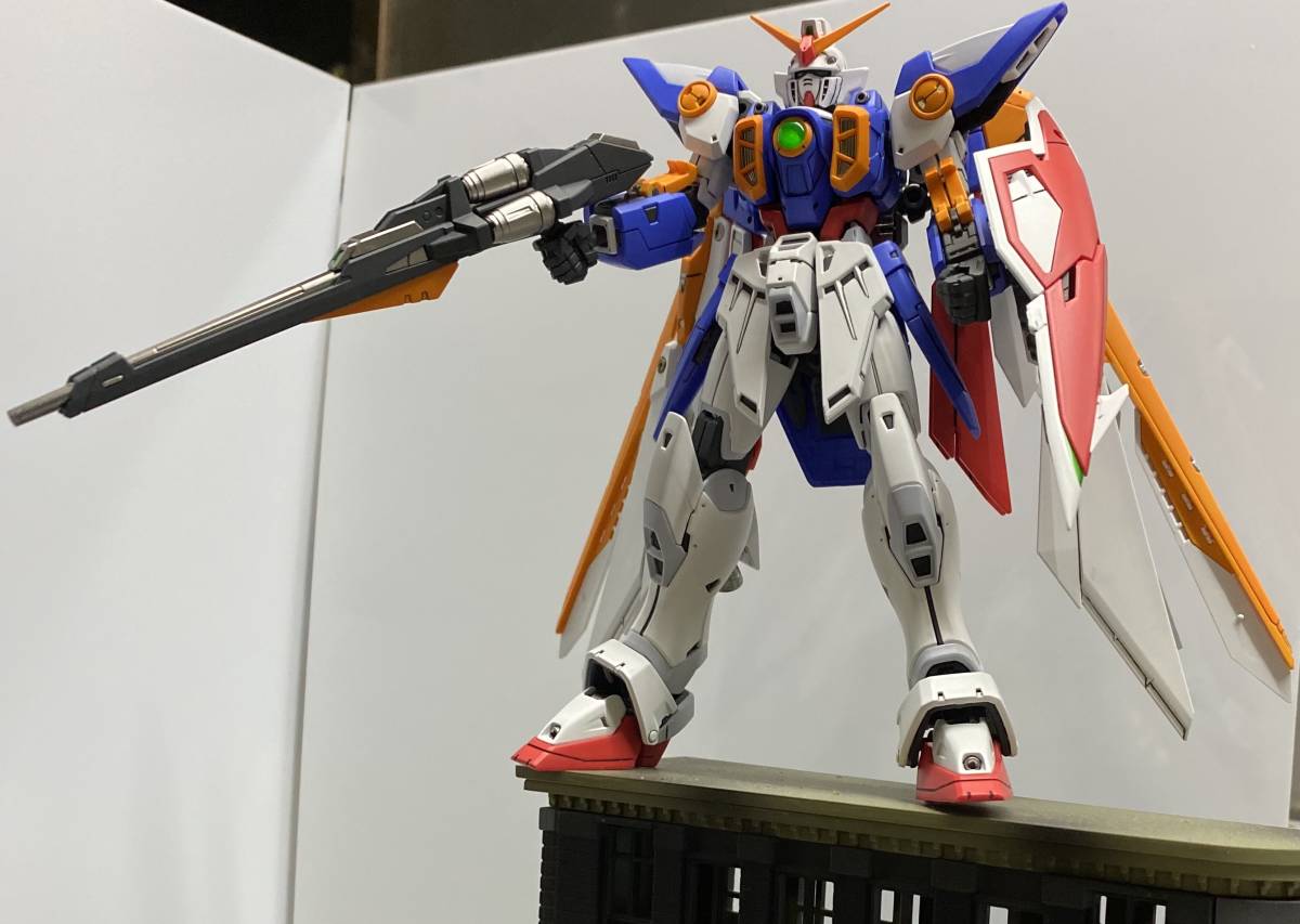  RG 1/144 新機動戦記ガンダムW ウイングガンダム　塗装済完成品_画像7