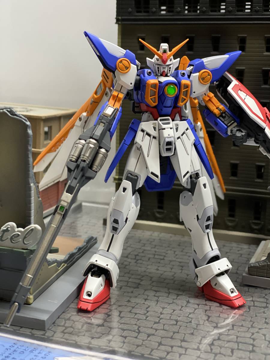  RG 1/144 新機動戦記ガンダムW ウイングガンダム　塗装済完成品_画像9