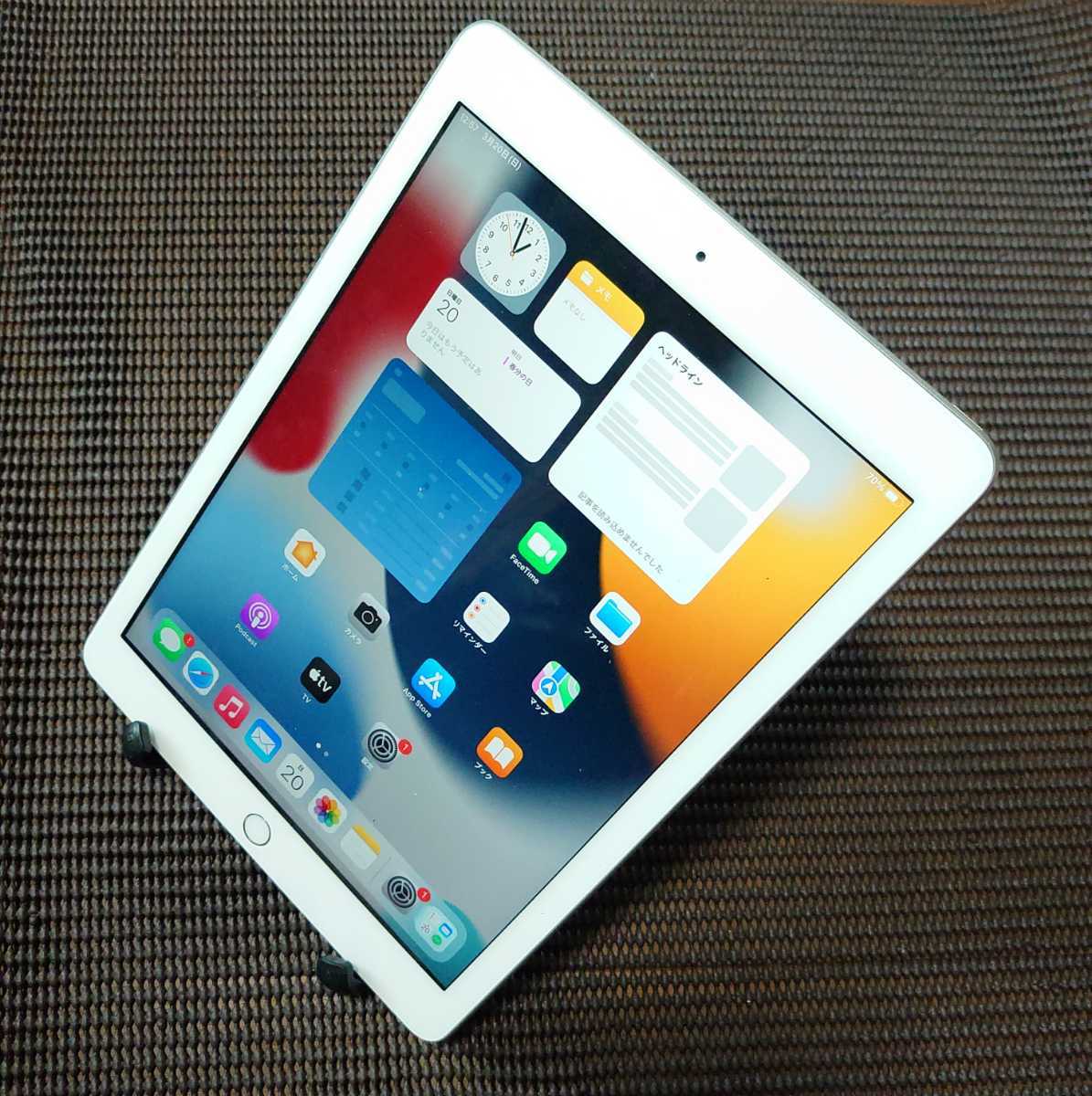 iPad第6世代(A1893)本体128GBシルバーWi-Fiモデル完動品動作確認済み1