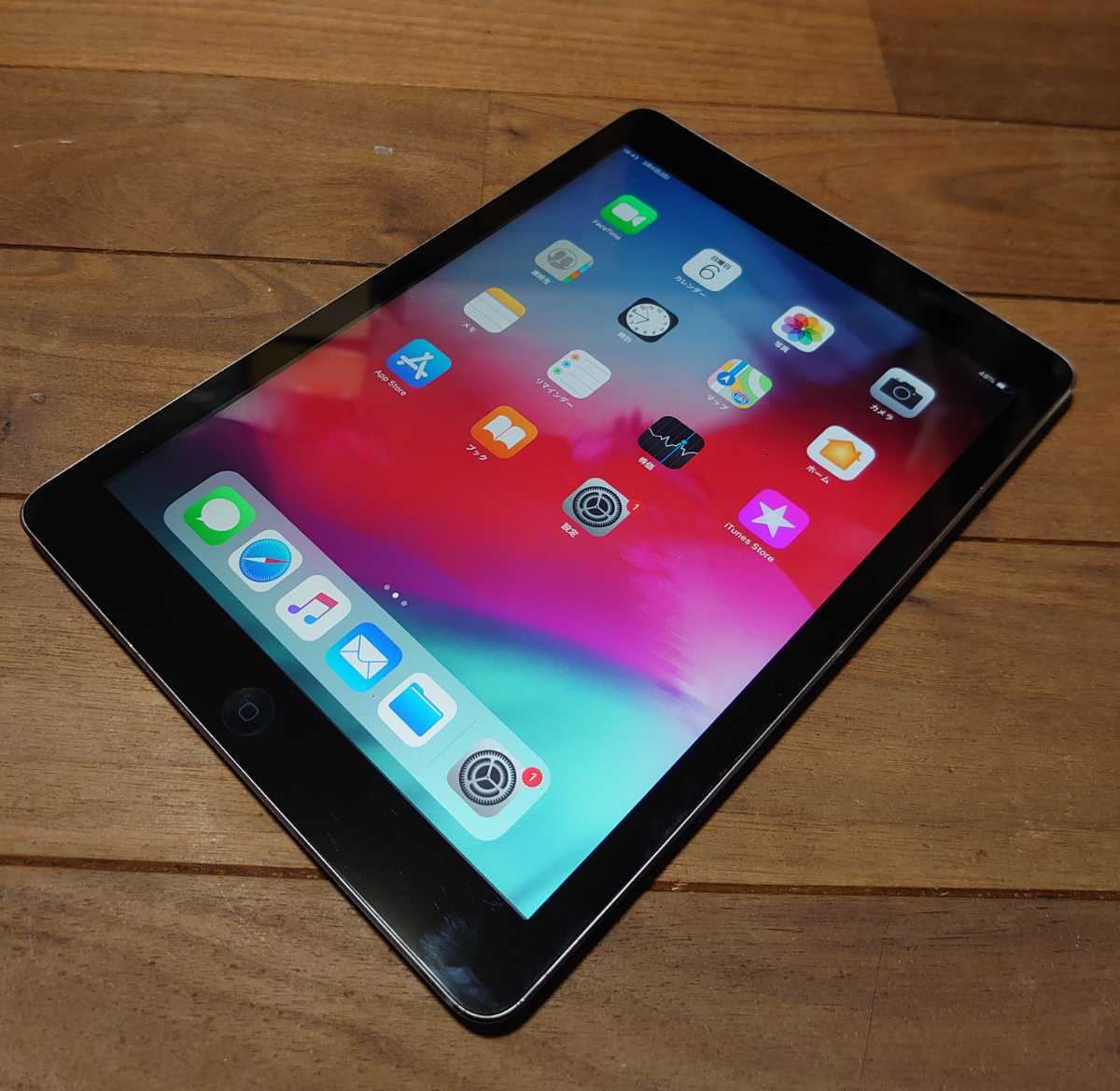 完動品液晶無傷iPad Air(A1474)本体16GBグレイWi-Fiモデル - library 
