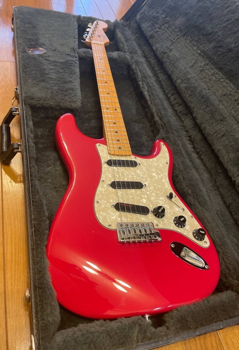 Squier by Fender Strat Torino Red Made In USA スクワイヤー