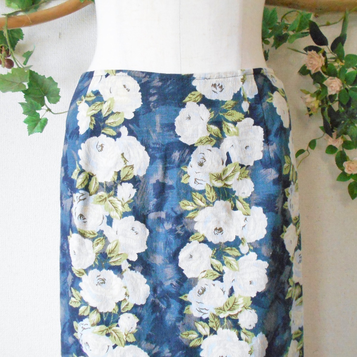  L'Est Rose LEST ROSE spring summer direction elegant floral print print knee height skirt made in Japan 
