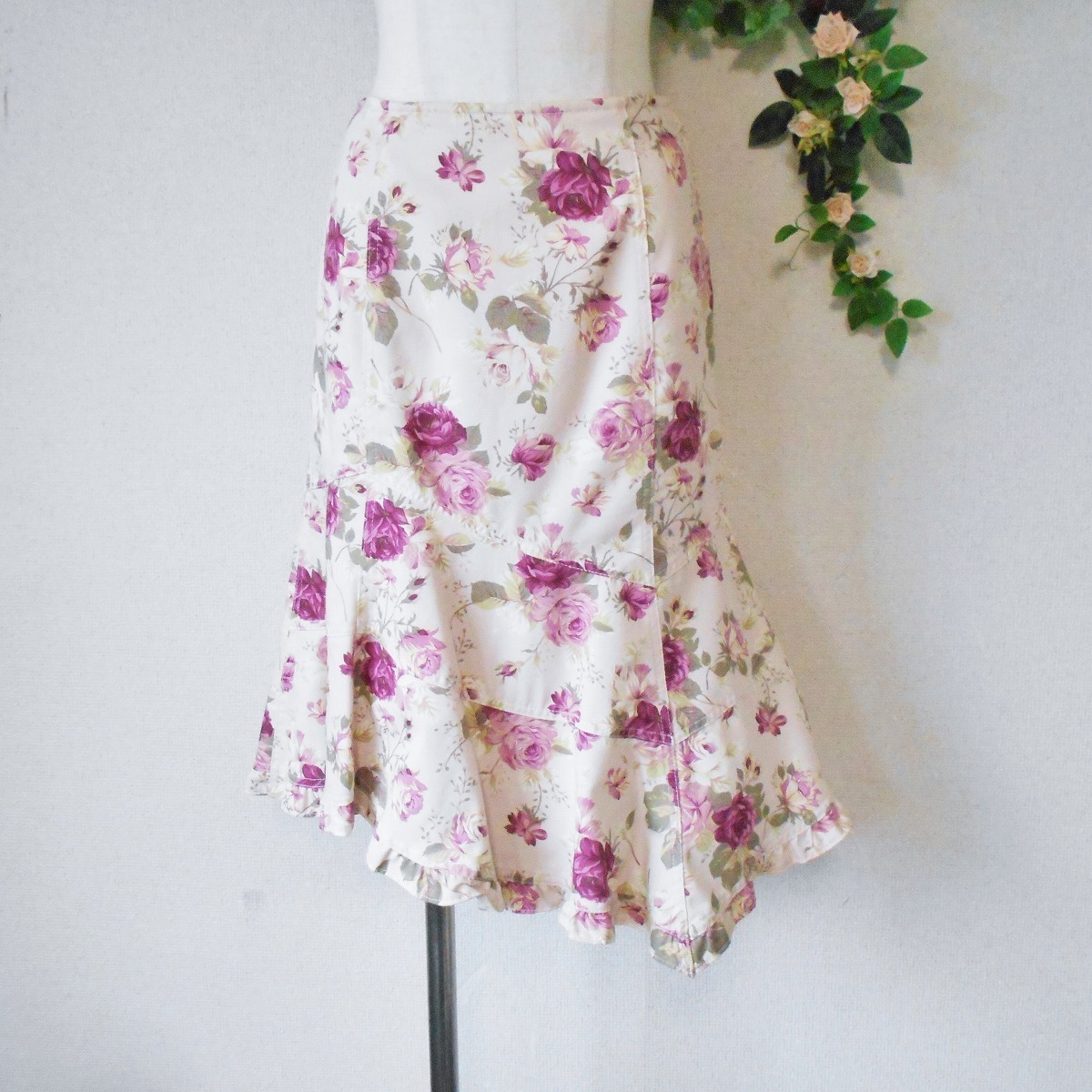  L'Est Rose LEST ROSE spring summer direction flower print. pretty skirt made in Japan M