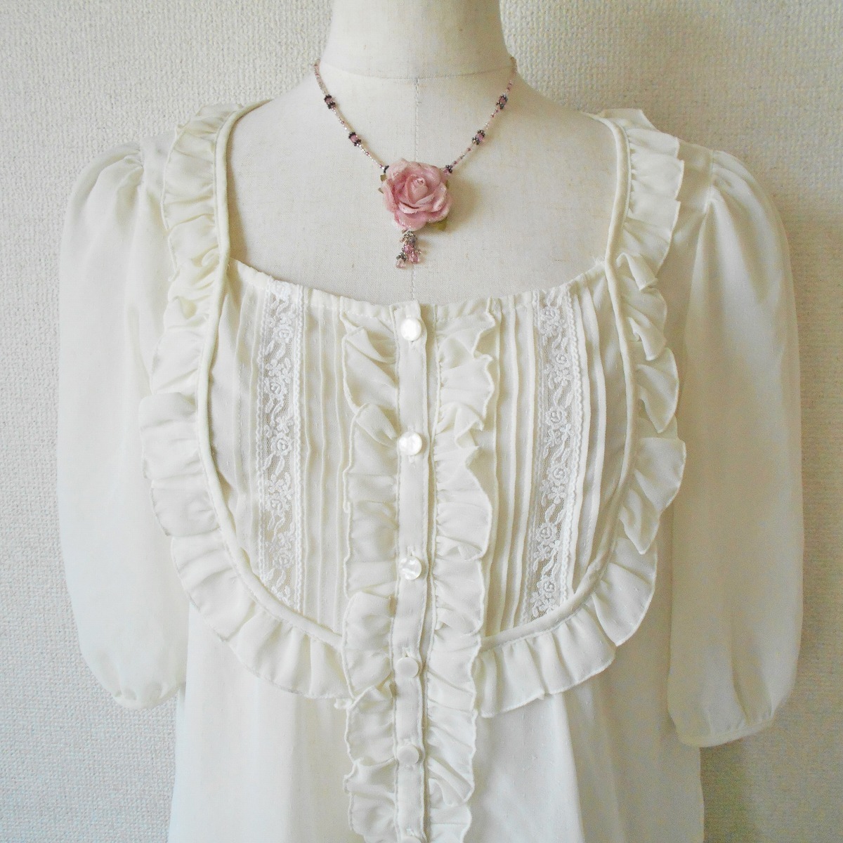  L'Est Rose LEST ROSE race & frill. pretty 5 minute sleeve see-through blouse 2