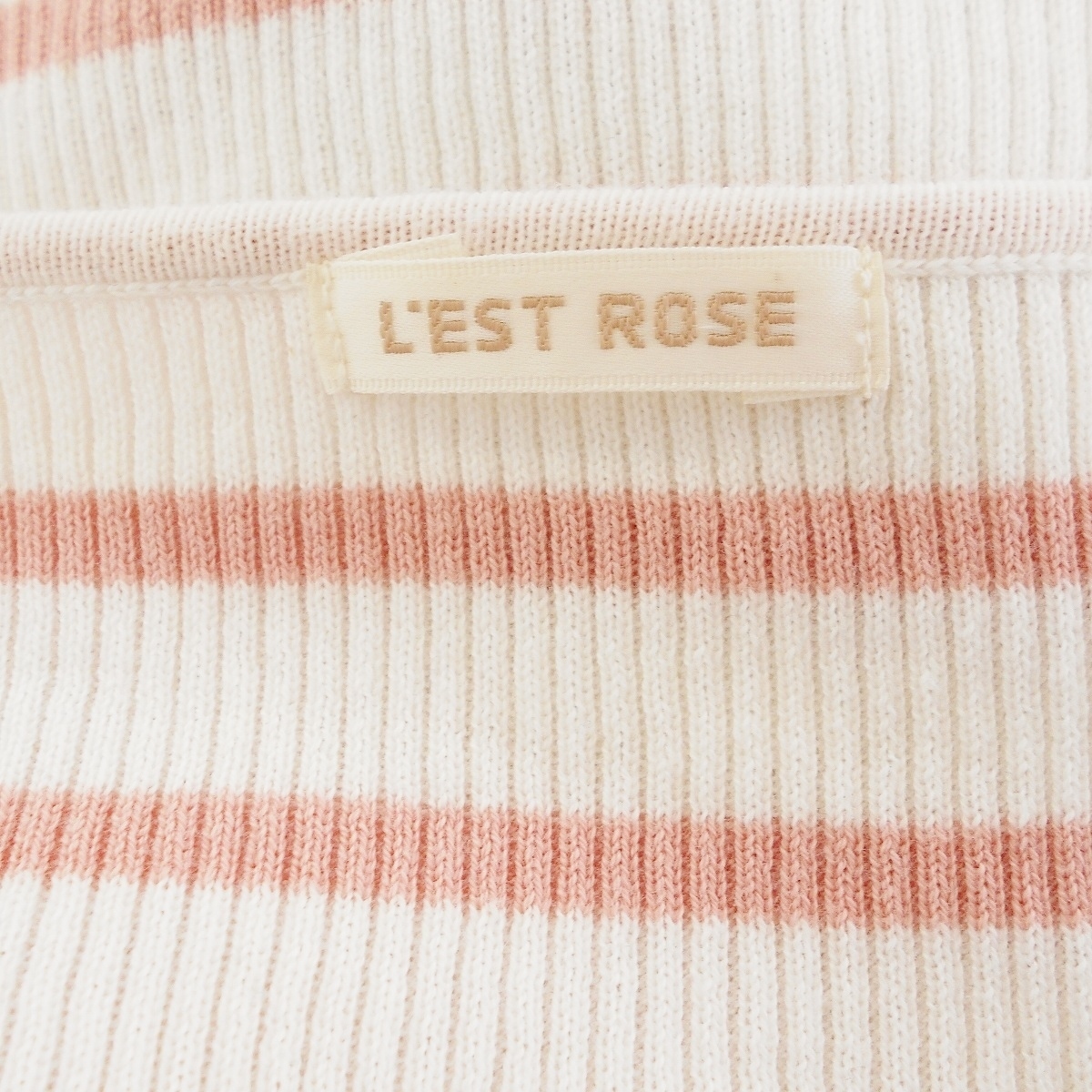 レストローズ LEST ROSE 2 綿 ニット レース 刺繍 モチーフ が綺麗な タンクトップ ビーズ 白 ピンク ボーダー パール風 ボタン トップス_画像8