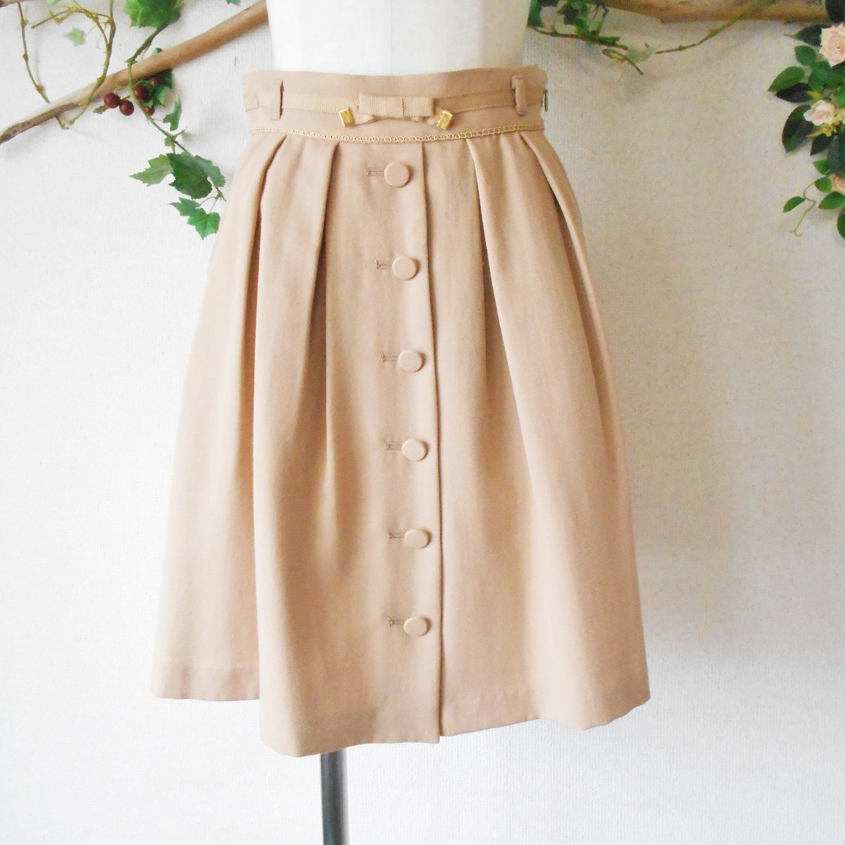 レッセパッセ LAISSE PASSE ウエスト リボン の 可愛い ひざ丈 スカート 日本製 36_画像1