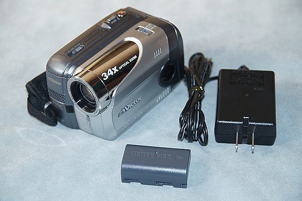 Victor 日本ビクター mini DV デジタルビデオカメラ GR-DA30 再生しま 