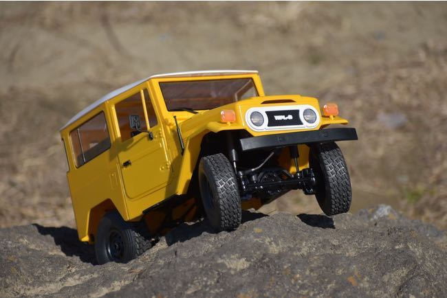 ★国内即納★黄 イエロー WPL C34 ラジコンカー RC 1/16 2.4G 4WD RTR即走行セット トラック クローラー オフロード D12後継スケールロック_画像6