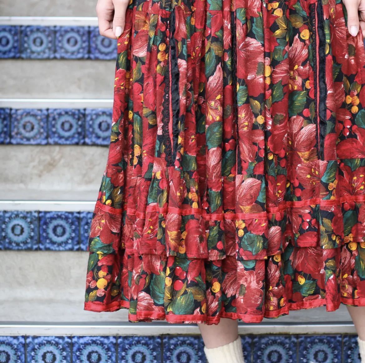 EU VINTAGE FLOWER PATTERNED FRILL DESIGN LONG SKIRT EU VINTAGE FLOWER PATTERNED FRILL DESIGN LONG SKIRT
