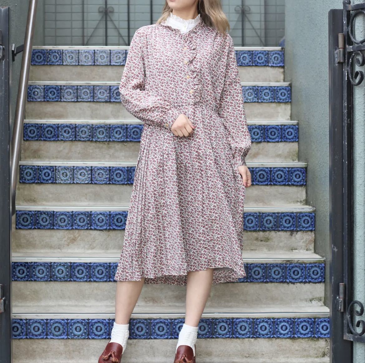 RETRO VINTAGE PAISLEY PATTERNED FRILL DESIGN ONE PIECE/レトロ古着ペイズリー柄フリルデザインワンピース_画像1