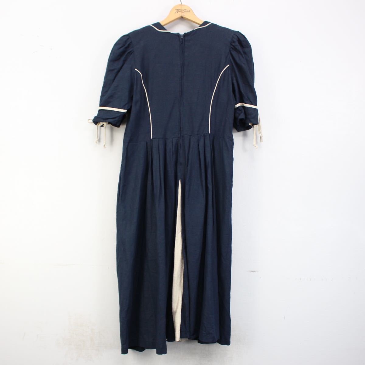 EU VINTAGE MEICO LANDHOUS LOOK EMBROIDERY LINEN TYROLIAN ONE PIECE