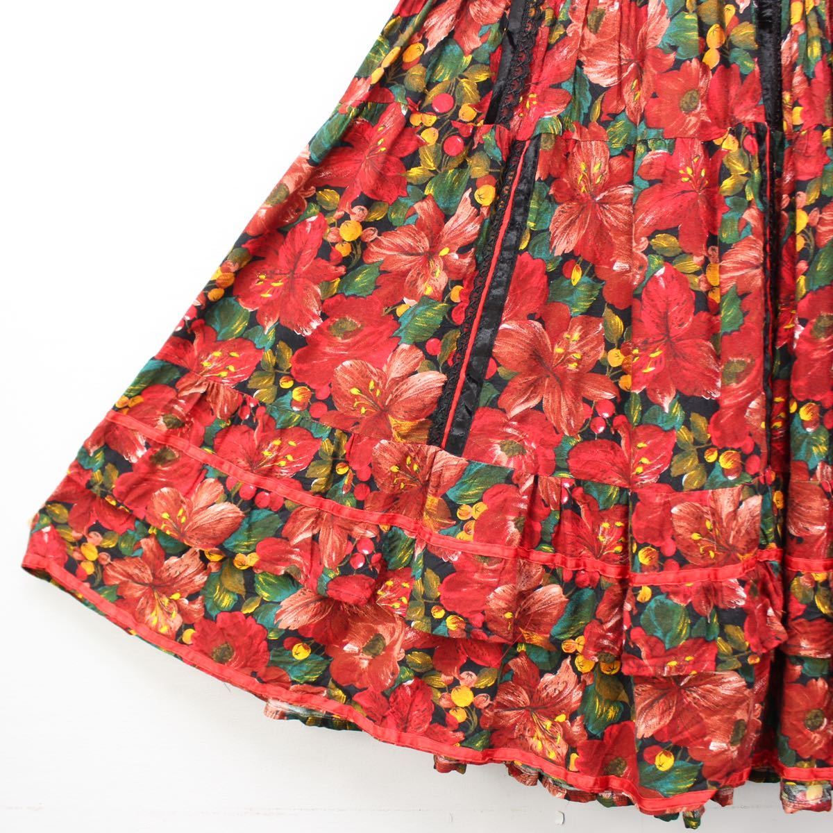 EU VINTAGE FLOWER PATTERNED FRILL DESIGN LONG SKIRT EU VINTAGE FLOWER PATTERNED FRILL DESIGN LONG SKIRT