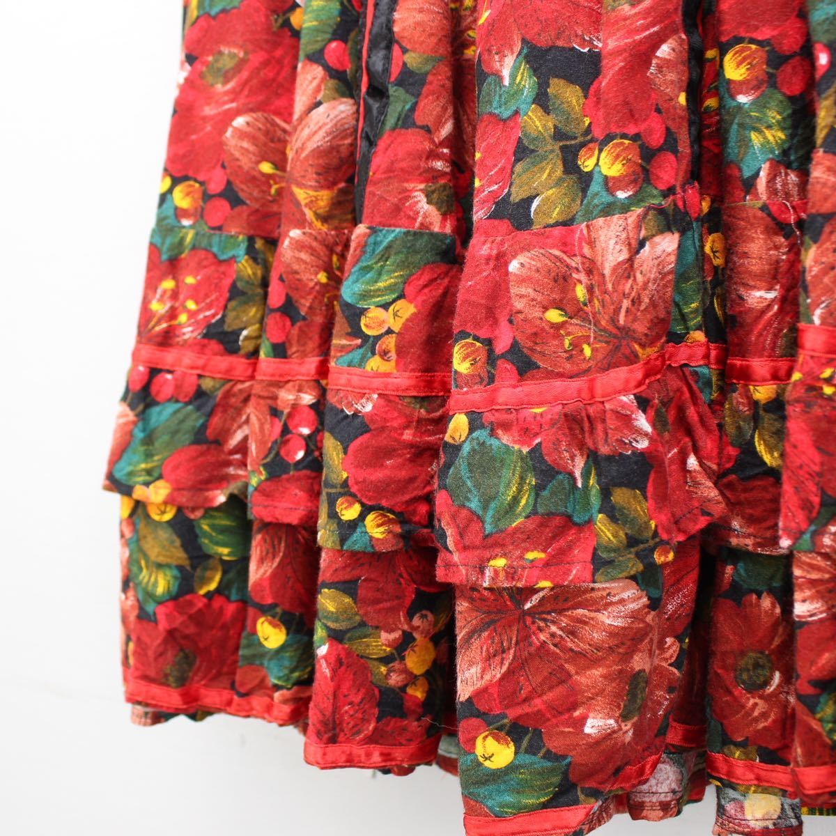EU VINTAGE FLOWER PATTERNED FRILL DESIGN LONG SKIRT EU VINTAGE FLOWER PATTERNED FRILL DESIGN LONG SKIRT