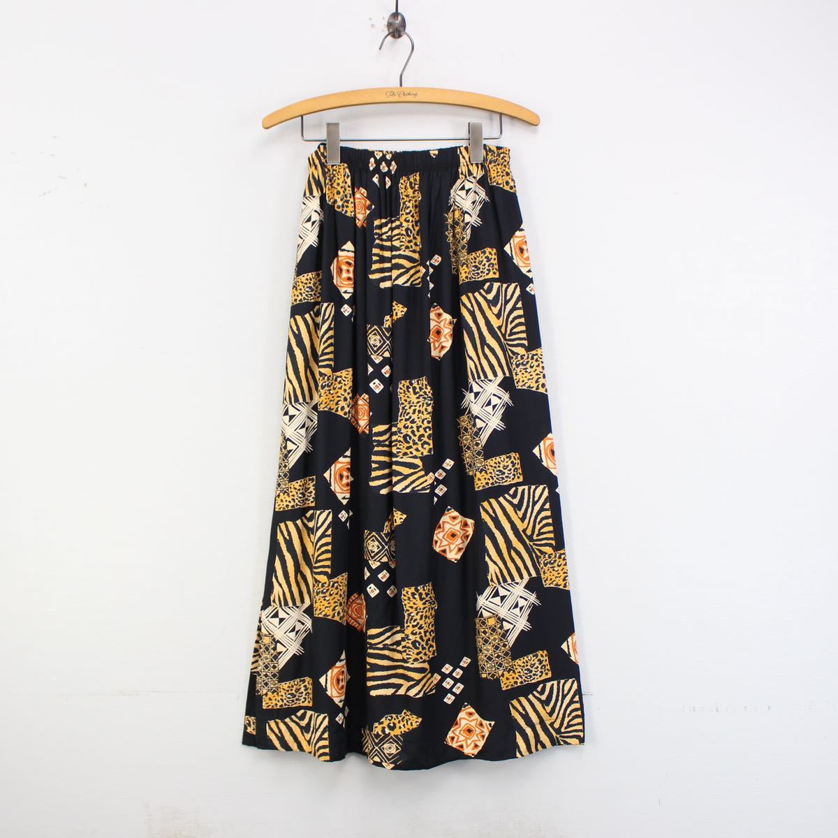 EU VINTAGE ANIMAL PATTERNED LONG SKIRT/ヨーロッパ古着アニマル柄