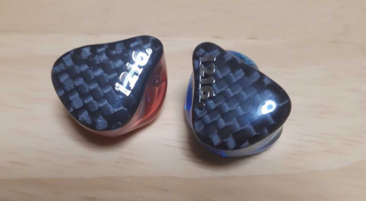 レア、美品】1216.ears ハイブリッドイヤホン(1DD+6BA)中華イヤホン