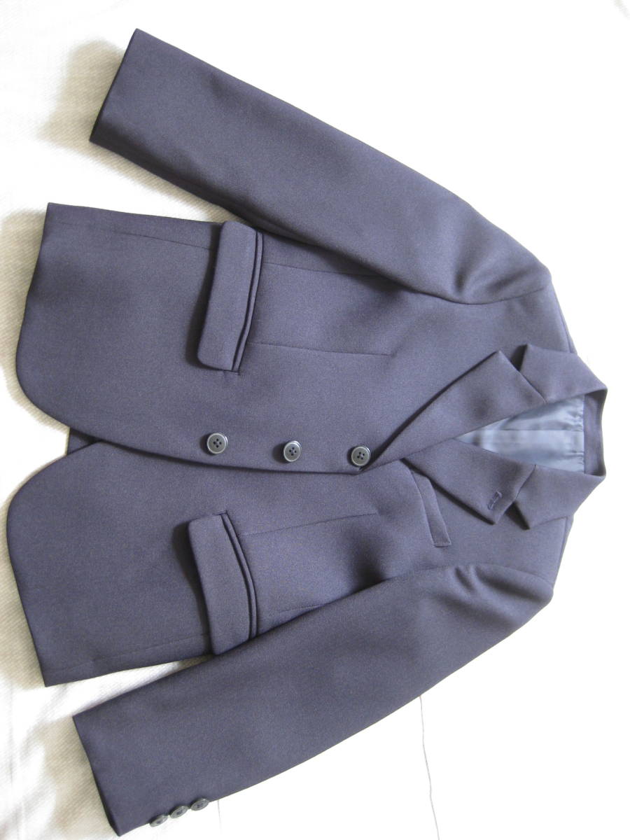 送料無料 男の子 小学生 入学式 フォーマル スーツ 紺色 120cm ジャケット、半ズボン、ワイシャツ、ネクタイ 4点セット_画像3