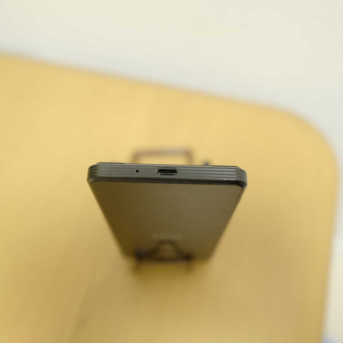 極上品/ガラスコーティング済】SONY Xperia PRO-I 純正レザーカバー