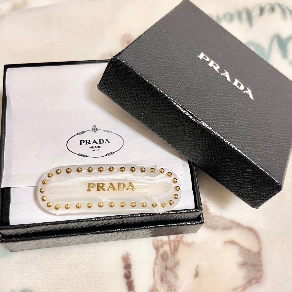 PRADA プレックスヘアクリップ ホワイト 白 バレッタ