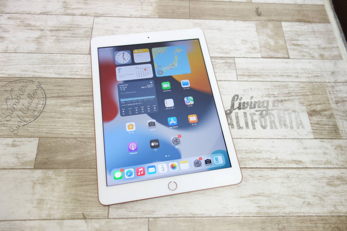海外版 Apple iPad 第6世代 128GB Wi-Fiモデル MRJP2TH/A ゴールド